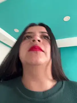 Devilsweet17 online show from 02.21.25