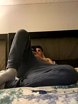 Esauhot online show from 12.03.24