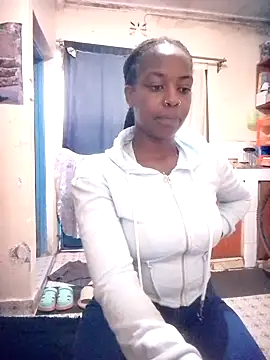 Snapshot of pretty-eyes23 chatting on 11.11.25 pretty-eyes23 online show from 11.11.25