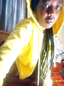 Snapshot of pretty-eyes23 chatting on 11.13.25 pretty-eyes23 online show from 11.13.25