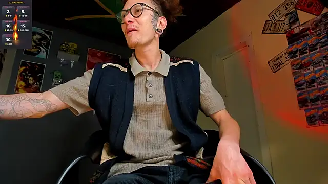 Snapshot of MrShaggy chatting on 02.28.26 MrShaggy online show from 02.28.26