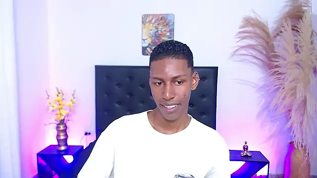 maiki18  online show from 10.29.25