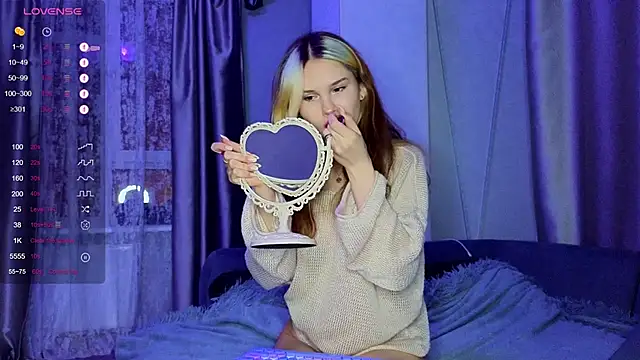 Snapshot of excited-kristi chatting on 12.13.24 excited-kristi online show from 12.13.24