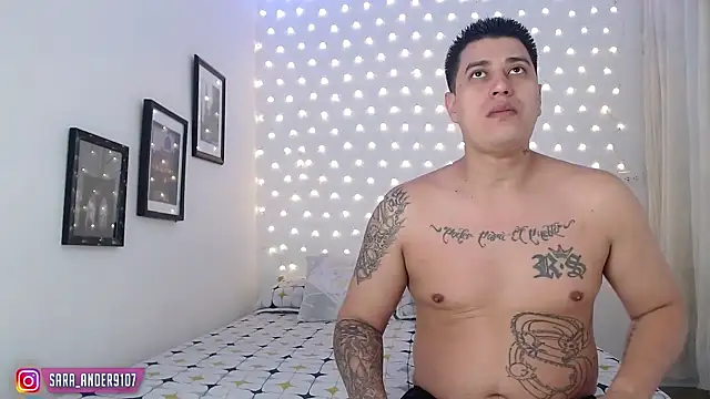 Snapshot of sara_ander9107 chatting on 02.23.25 sara ander9107 online show from 02.23.25