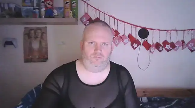 ShyBoy1982 online show from 02.23.25