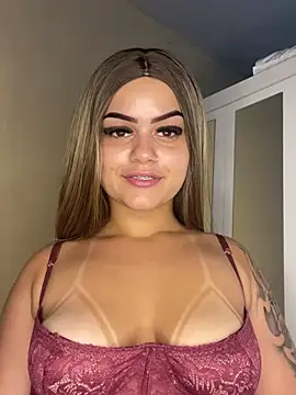 Lolacavalona online show from 12.05.24