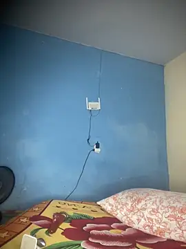 Lolacavalona online show from 10.26.25