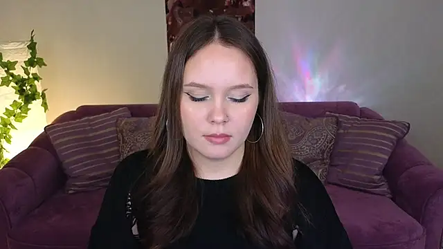 miki miki cutie  online show from 12.11.24