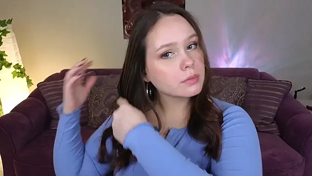 miki miki cutie  online show from 12.15.24