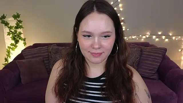 miki miki cutie  online show from 12.17.24