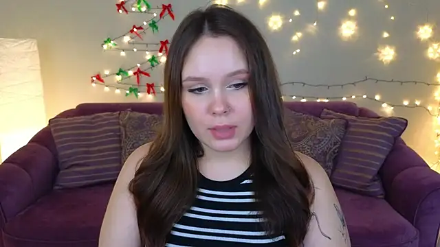 miki miki cutie  online show from 12.19.24