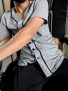 Snapshot of Lucifer_9 chatting on 09.19.25 Lucifer 9 online show from 09.19.25