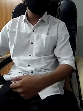 Snapshot of Lucifer_9 chatting on 10.05.25 Lucifer 9 online show from 10.05.25