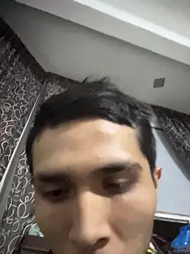 Snapshot of jperezofficial1 chatting on 12.14.25 jperezofficial1 online show from 12.14.25