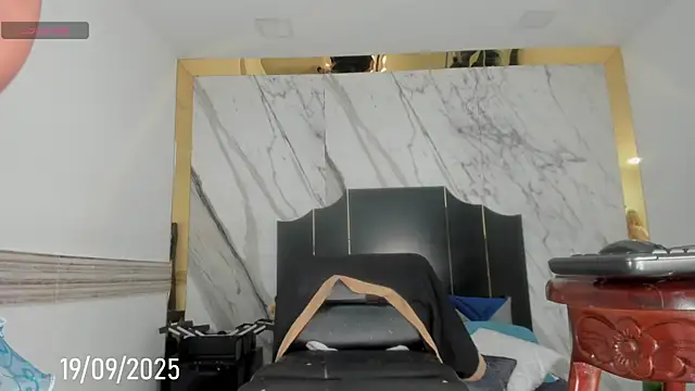 Victtoria Parker online show from 09.19.25