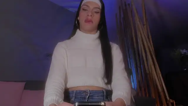 danna v online show from 03.21.25