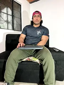 Snapshot of willian_m777 chatting on 10.25.25 willian m777 online show from 10.25.25