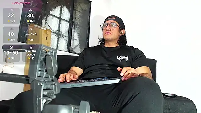 Snapshot of willian_m777 chatting on 11.22.25 willian m777 online show from 11.22.25