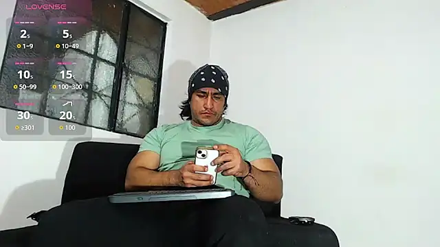 Snapshot of willian_m777 chatting on 12.14.25 willian m777 online show from 12.14.25