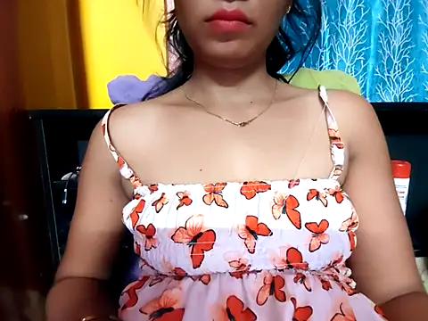 Snapshot of cutesoma2 chatting on 05.15.26 cutesoma2 online show from 05.15.26