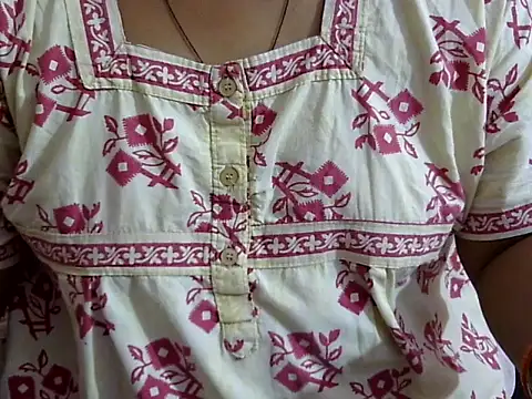 Snapshot of Vennela-1-Telugu chatting on 02.20.26 Vennela-1-Telugu online show from 02.20.26