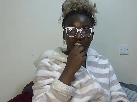 Sexy racy rebel  online show from 12.04.25