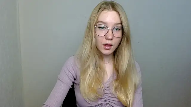 cindi hot online show from 11.10.25