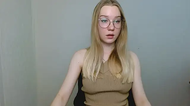 cindi hot online show from 01.14.26