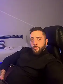 1ninefellababy online show from 12.04.25