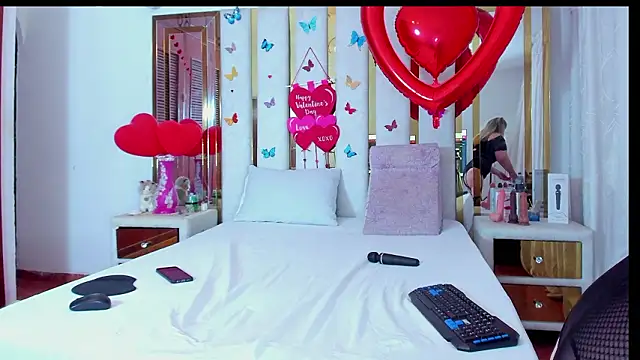 AnyelaGitanaMature online show from 02.17.26