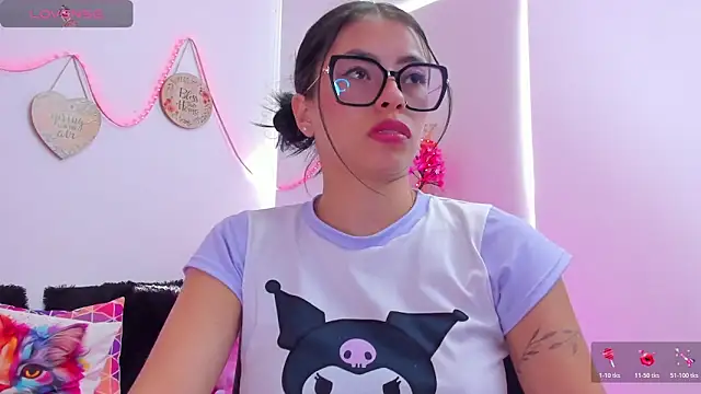 EmillySanders online show from 12.01.25