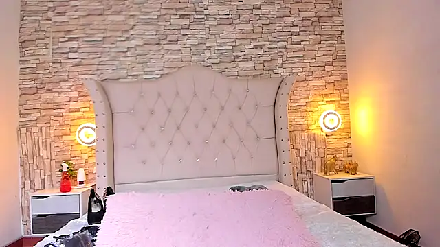 Gina Myers online show from 10.17.25