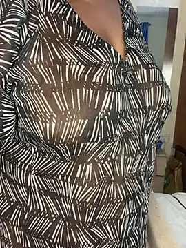 thickyelliana online show from 03.14.25
