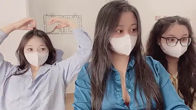 Snapshot of Bamboo_Swetie chatting on 11.14.25 Bamboo Swetie online show from 11.14.25