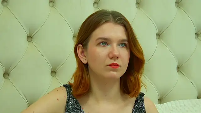 LessySmith online show from 11.16.25