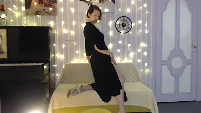 Marquise555 online show from 01.08.25