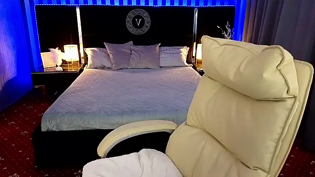 Lexi Si online show from 10.21.25