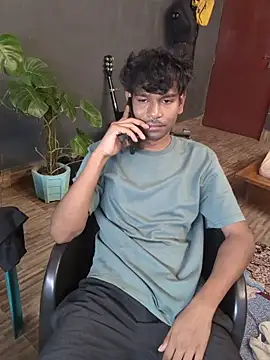 richardjames95 online show from 10.13.25