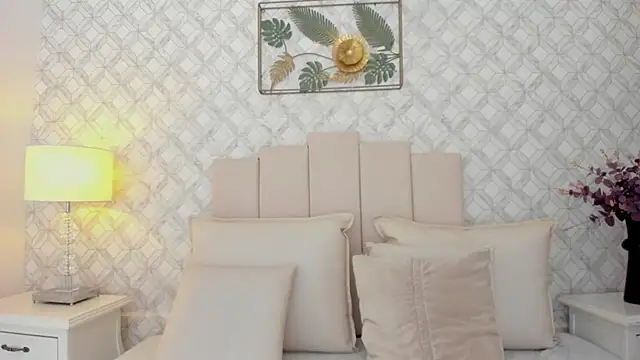 MarianaSanz online show from 09.14.25