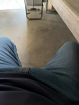 Snapshot of elber-gdo chatting on 02.14.25 elber-gdo online show from 02.14.25