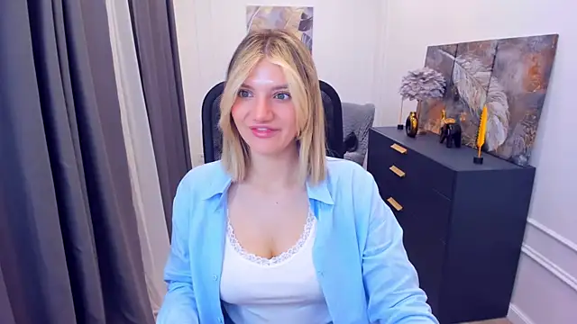 SelenaeMoore online show from 05.08.26