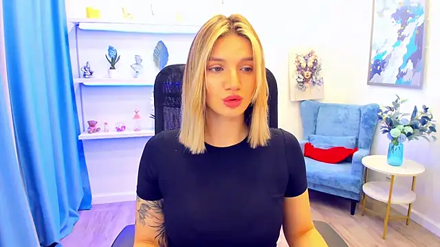 SelenaeMoore online show from 05.16.26