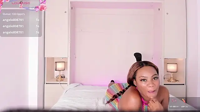 Snapshot of KendallRosse1 chatting on 03.01.25 KendallRosse1 online show from 03.01.25