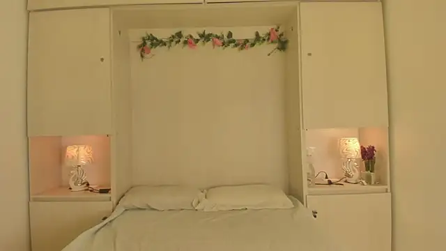 KendallRosse1 online show from 02.13.26