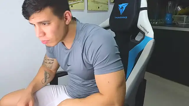 Ethanstill1 online show from 02.07.25