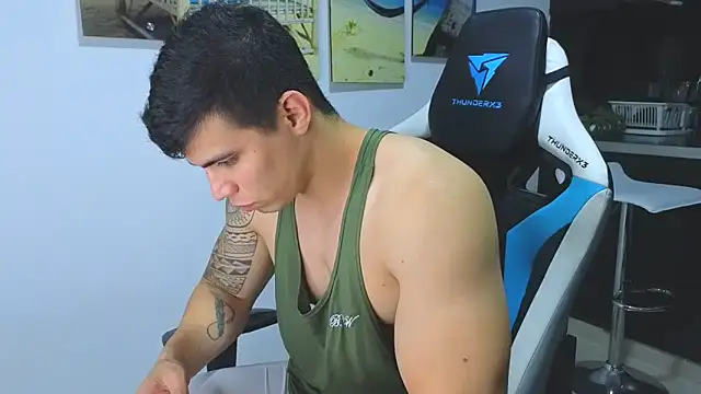 Ethanstill1 online show from 02.14.25