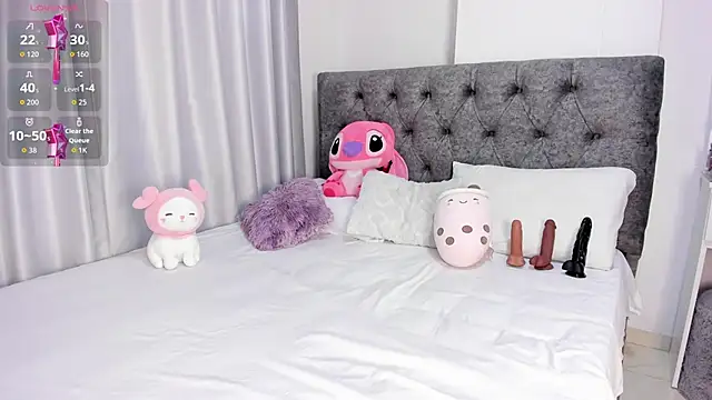 Snapshot of abbyfoxx_ chatting on 01.08.26 abbyfoxx online show from 01.08.26