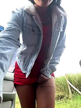 Snapshot of NAUGHTY_LITTLE_18 chatting on 11.11.25 NAUGHTY LITTLE 18 online show from 11.11.25