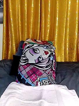 Cherriikenzie online show from 02.03.25