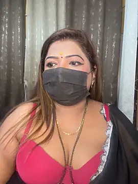 Snapshot of Oh-Monika chatting on 12.19.25 Oh-Monika online show from 12.19.25